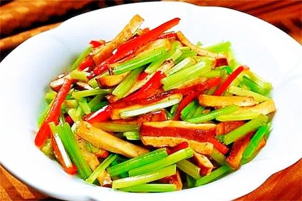 味精|女性更年期严重应早就医，调整心态常吃食疗美食，品美味助健康