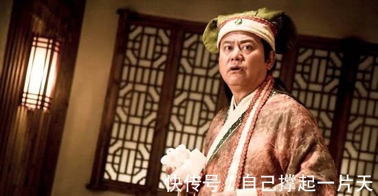 牵牛|才女出一上联“牵牛喝水嘴对嘴”,你能对出下联吗!