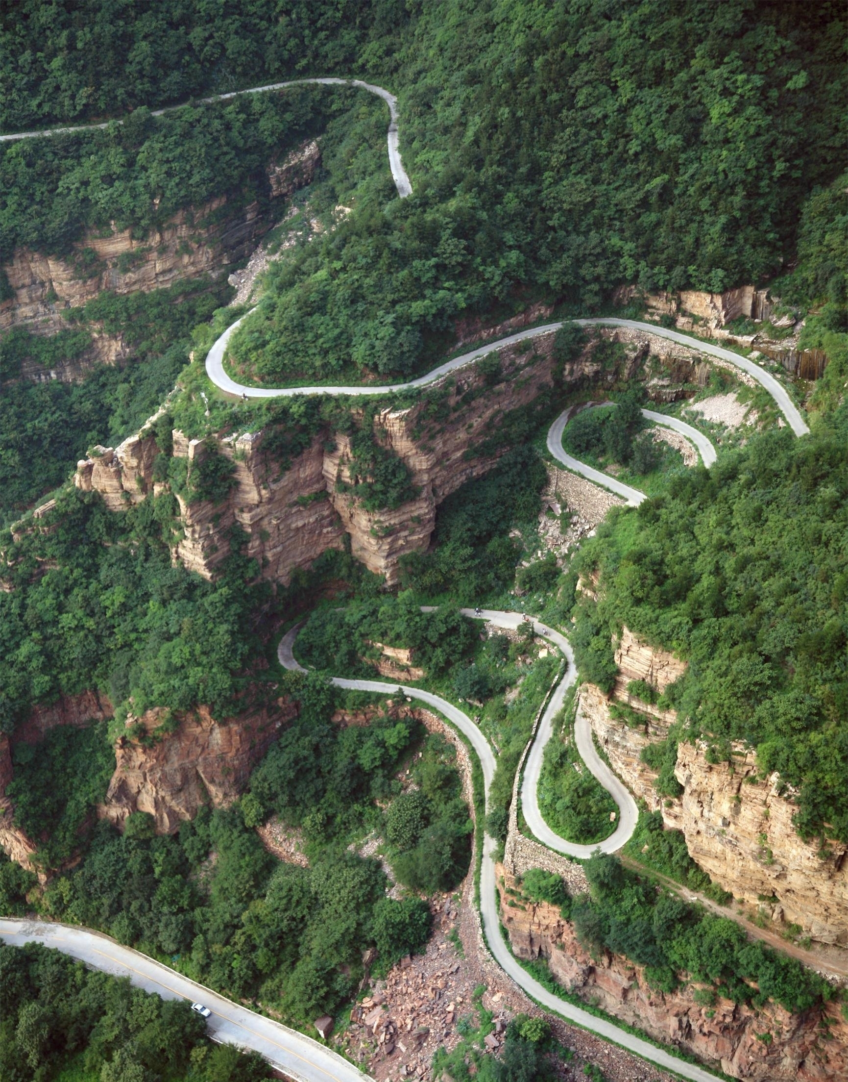 清明三天假 来河南林州太行大峡谷 最关键是不涨价