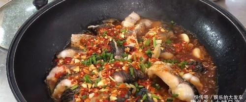 滑入|教你用草鱼做最好吃的啤酒鱼,鲜香嫩滑入味,满屋都是啤酒鱼