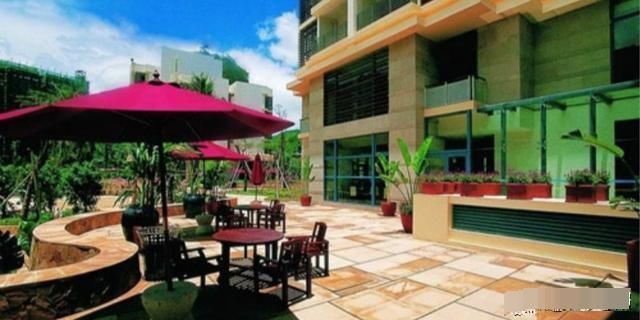 配偶|房产证是夫妻二人的名字,现在先生已故,妻子可以直接接收房子吗来看看