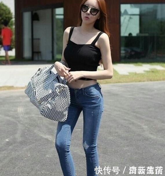 牛仔裤|牛仔裤美女:率性大气,富有青春活力,流露出优雅女性气质!