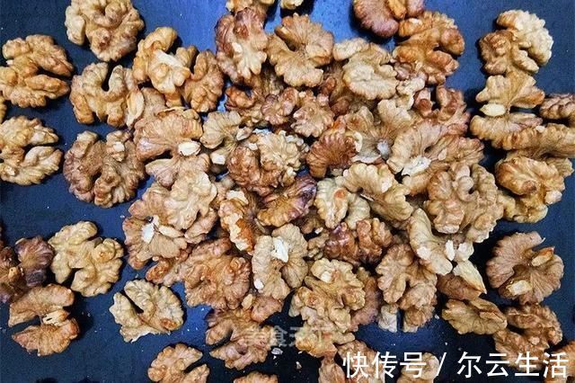 麦芽糖|黑芝麻红枣核桃糖：健康零食，不甜不腻，好吃到停不下来！