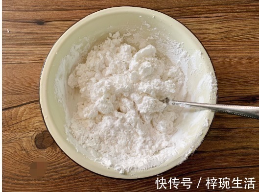 马蹄笋|想吃水晶虾饺不用买了，在家就可以做，特别简单，面皮劲道透亮