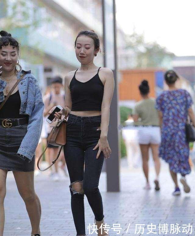 活力|潮流个性的打底裤穿搭彰显一丝活力,轻盈舒适又优雅,充满童趣