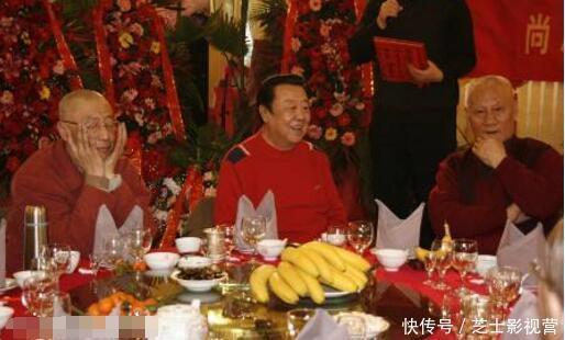 艺术家|老艺术家于鸣奎去世,儿子于荣光含泪跪别,七年病情无人知晓