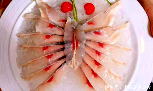 日本人把鱼切成“蝴蝶”,看到中国大厨的藕片,日本人我们认输