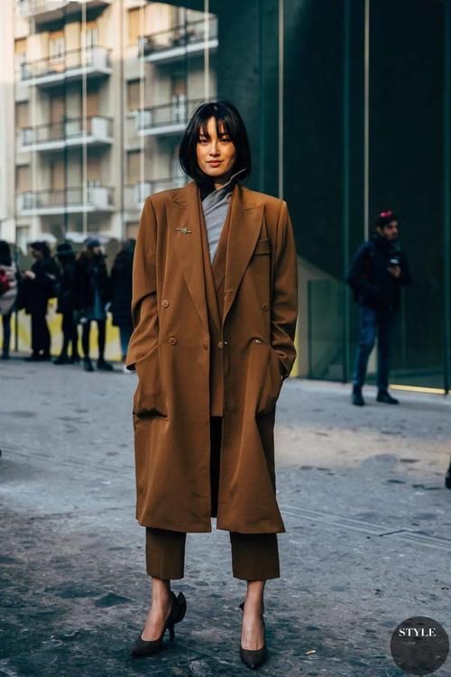 羽绒服下岗了！开年这样穿，时髦又大气！