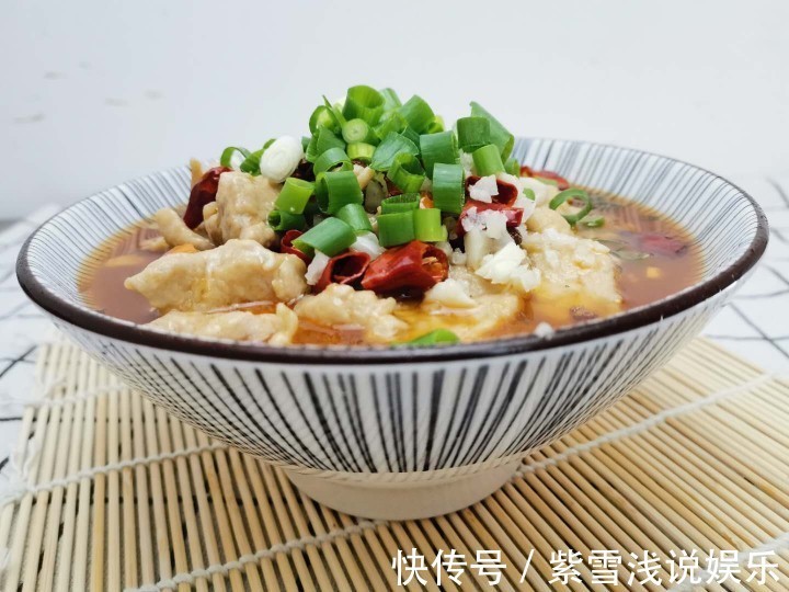 胡辣子|水煮肉片好吃有秘诀！上浆前多加1步，肉片更嫩更滑，还没腥味