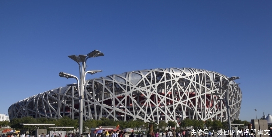 北京欢迎你|斥资32亿修建的鸟巢，13年过去究竟是赔还是赚了？该拆除吗？