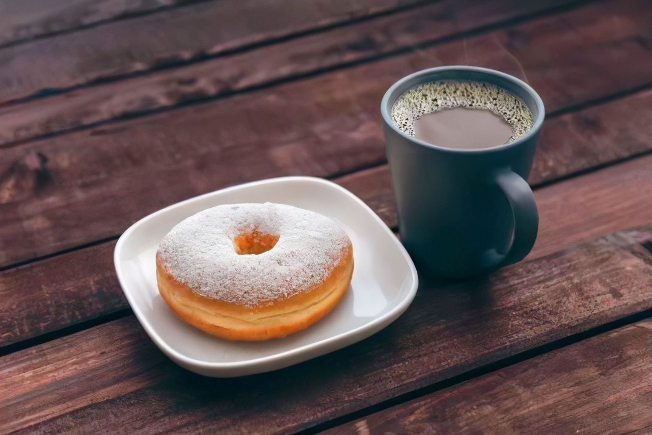 甜甜圈最新做法，不用油炸，15分钟出锅，比面包还好吃！