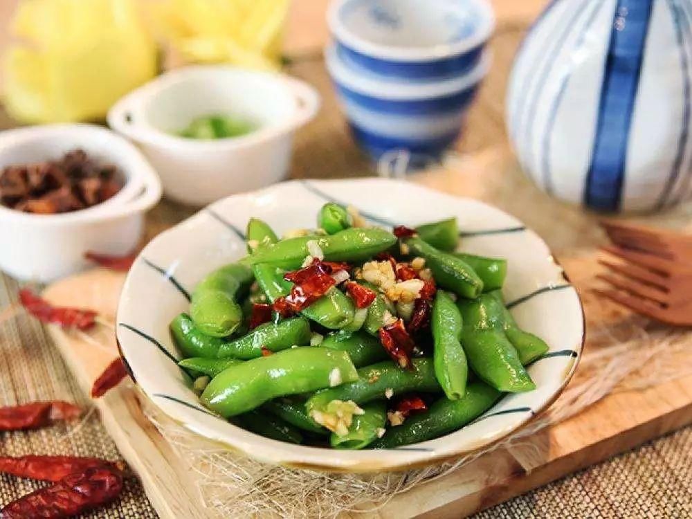 豆粒|煮毛豆，很多人第1步就错了！难怪毛豆变色发黄，还不入味~