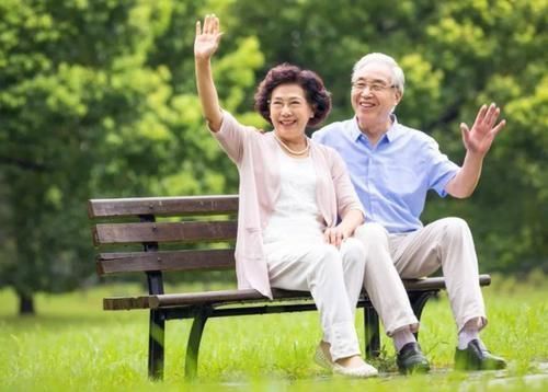 年龄|老年人“年龄划分标准”已公布:超过这个岁数,就是老人了