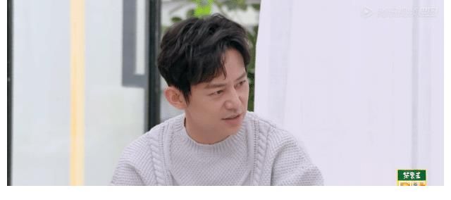 何炅|何炅曝张艺兴上《向往》自带造型师，不愿穿雨鞋下地，理由超搞笑