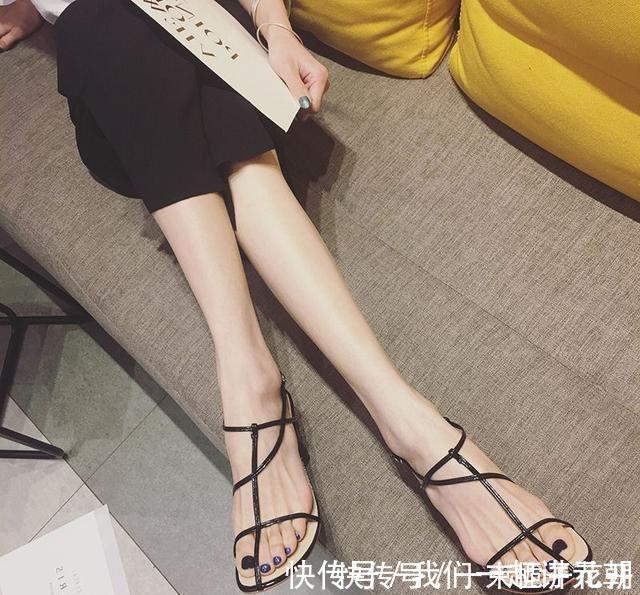 时尚|性感一字凉鞋,法式浪漫风格,充满优雅大方气息