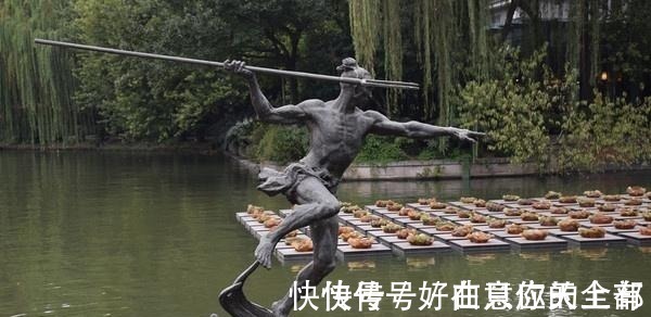 高俅@水浒中修成正果的两人,一人死后成神,一人成菩萨被后人祭拜!