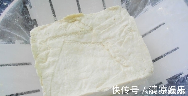 自制豆腐，干净零添加，比做豆浆多2步，记住2个比例，不比买的差