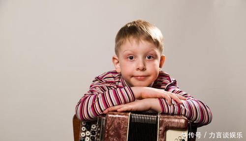 犯罪心理|李玫瑾养男孩的家庭,这3件事父母越“舍得”,儿子越有本事