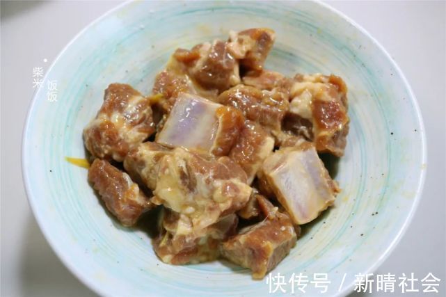 红烧|蒸排骨要试试，比红烧简单，鲜嫩入味又多汁，好吃零失败