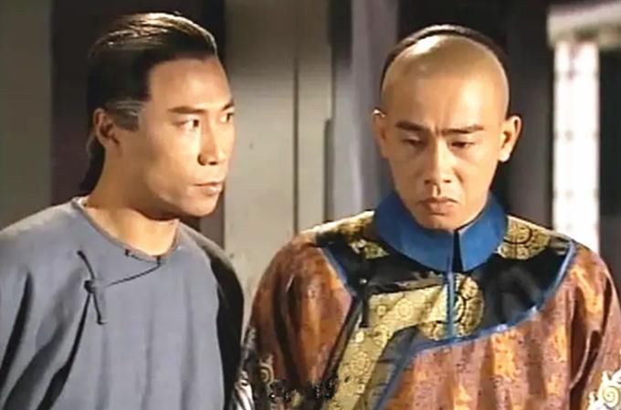 《鹿鼎记》有两个人在成长路上败下阵来，为什么？