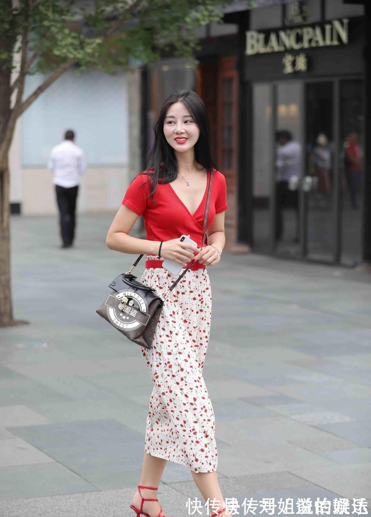名媛|美丽优雅的连衣裙穿搭更显文雅范，彰显民国名媛风采，时尚十足