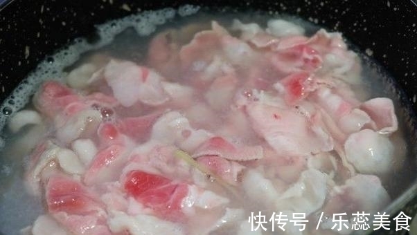 吃法|羊肉片“清新”吃法,开水煮完泼上油,原汁原味