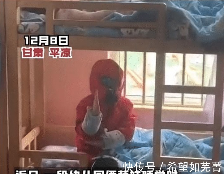 蓝族|幼儿园出现2位“奥特曼”,孩子们不睡午觉玩cos,原因让人点赞!