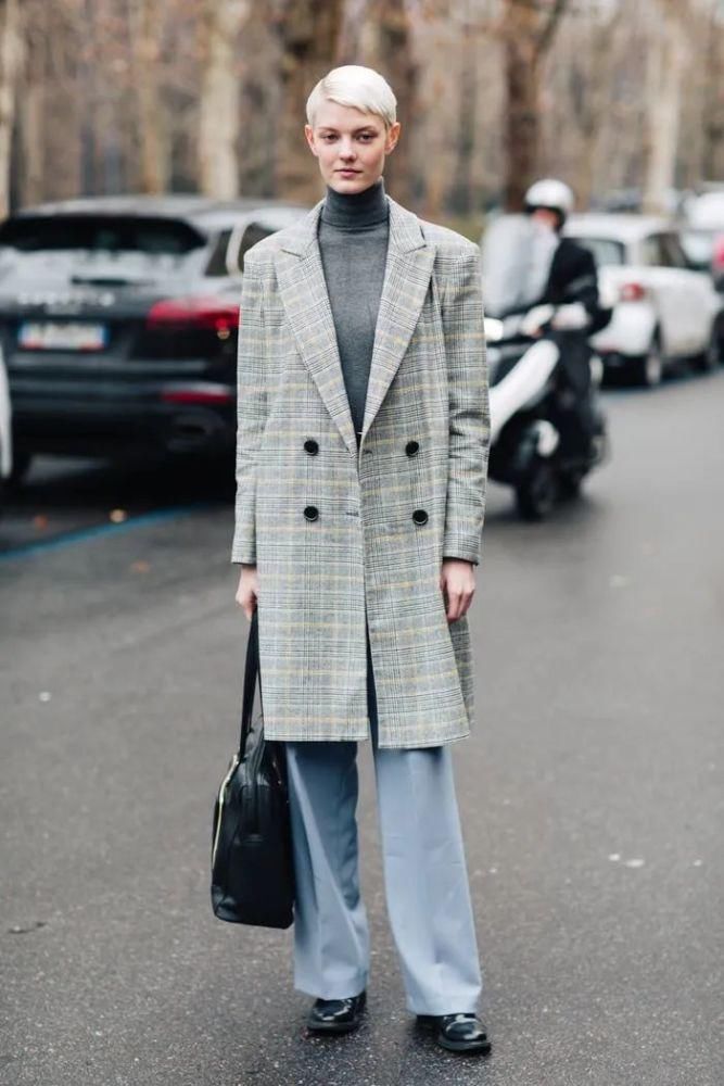 高领怎么穿才不土？30张图告诉你秋冬搭配绝招！这样穿才能保暖又时髦！