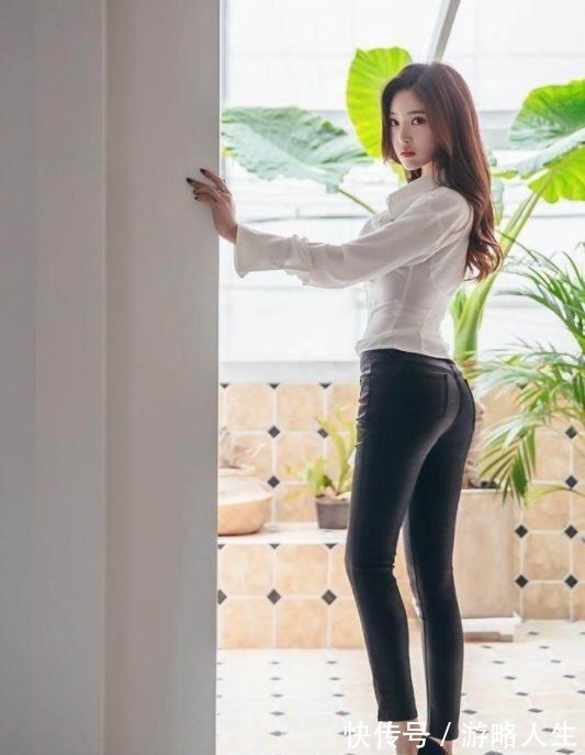 高跟鞋 舒适又修身的皮裤,腿部更加笔直修长,拉伸身材曲线!