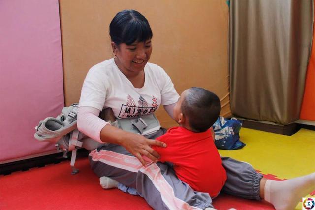 女童|一岁女童高烧不退,妈妈赶紧送医,几经波折后诊断结果让她绝望