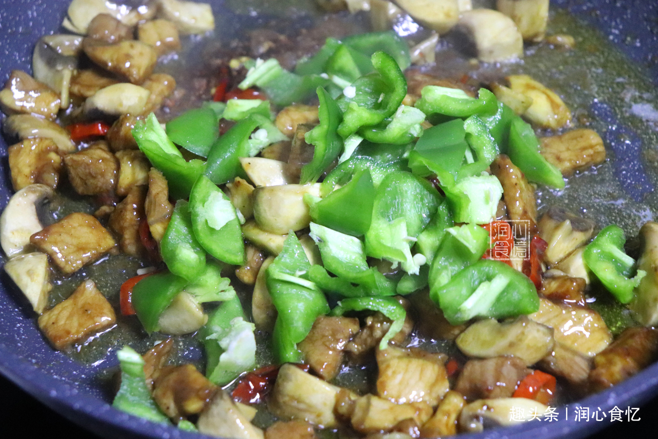 step|骨质疏松最怕此菜,硒含量仅次灵芝,老人要常吃,骨骼强健身体棒