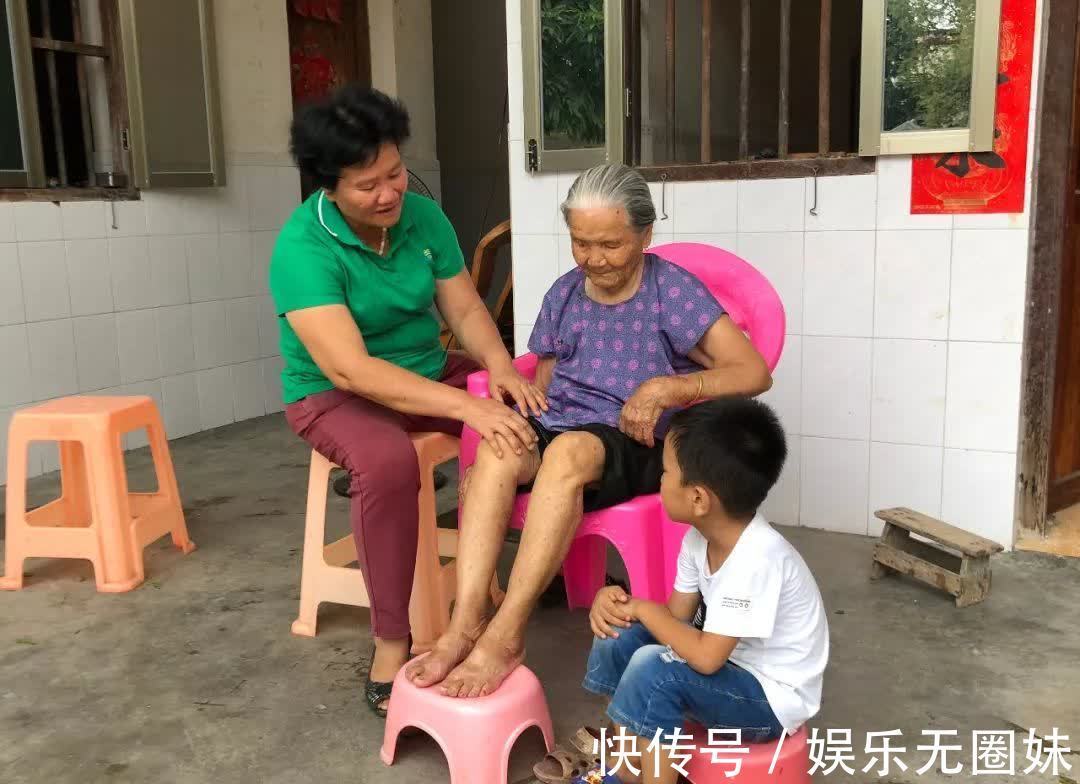 吃苦|晚年过得比较凄惨的老人,早年都这么对待孩子,吃苦只能怪自己