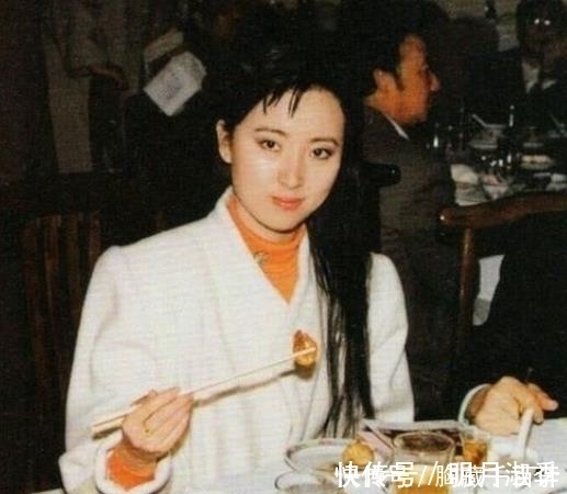 四大名著|“黛玉”病逝13年,一起出家的丈夫已还俗,身边人像极了陈晓旭