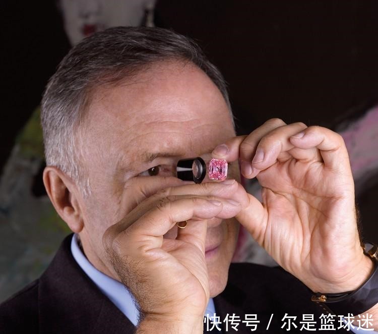 珠宝 这几款世界著名首饰,带来顶级视觉盛宴,让你爱宝石的心躁动不已!