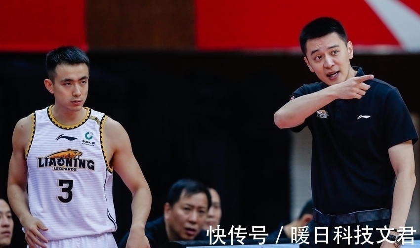 杨鸣|拒绝交易!CBA超级后卫签下顶薪合同,下赛季能否冲击总冠军?