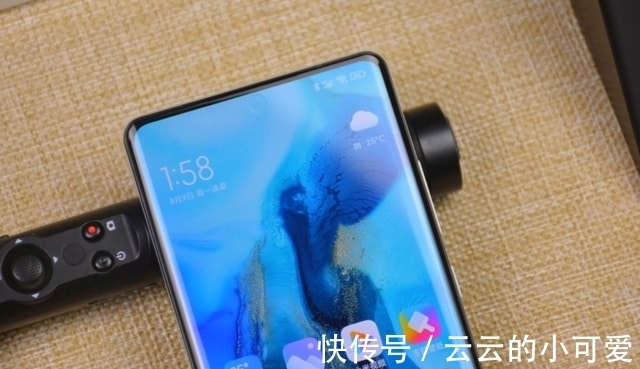 小米11|发布四个月下跌1700元，12GB+512GB，陶瓷机身旗舰无奈售价大跳水