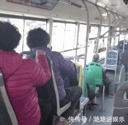 身材高挑|六十岁阿姨适合什么发型千万不要选“妈妈头”，会让你更显老！