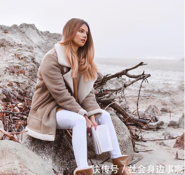 靴子 秋冬别穿老爹鞋了,今年更流行这3款靴子,时髦保暖、潮人都上头!