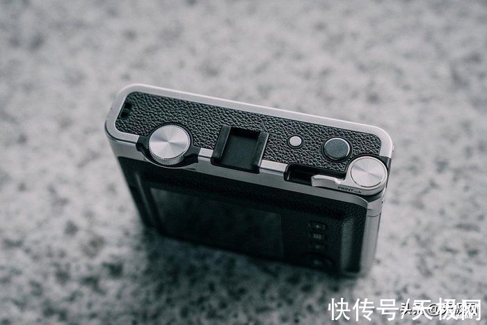 实拍|感受复古与科技的碰撞 富士instax mini Evo实拍体验