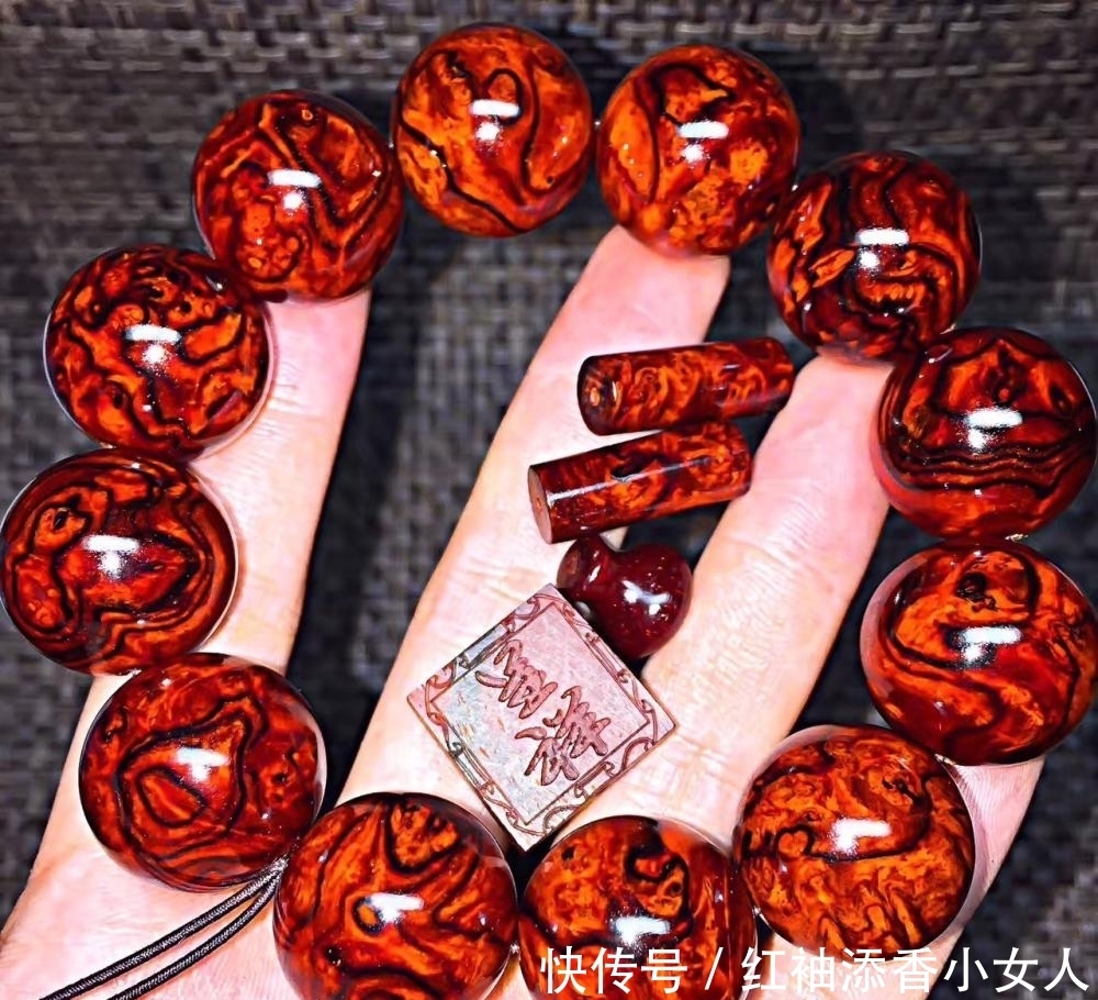 如果你玩手串有这3个举动,那么恭喜你,手串可以扔垃圾桶了!