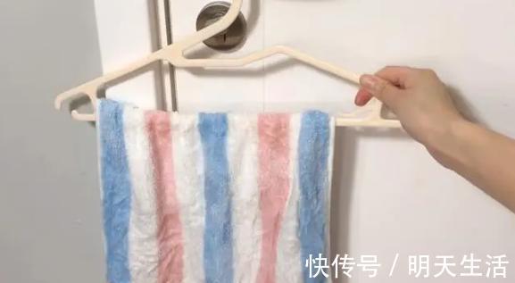 晚上睡觉前，最好在房间里挂一条毛巾，很多人还不懂，看完涨知识