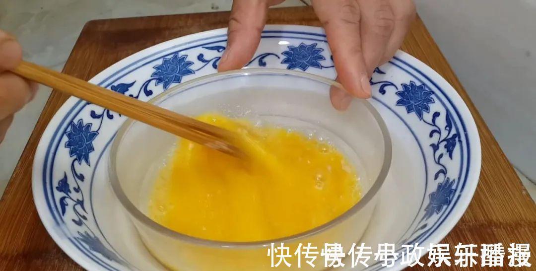 3个鸡蛋,1斤面粉,大刀一切,松软香甜不刷油,我家一周吃五次