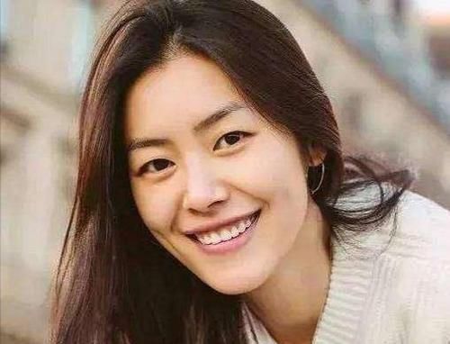 女人的“眼型”一般分为这五种，狐狸眼很少见，丹凤眼最美