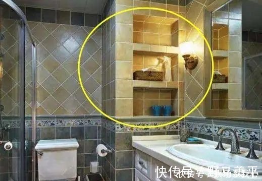 置物架|头一次见红砖这样包下水管,太聪明了,好看隔音又能当收纳用