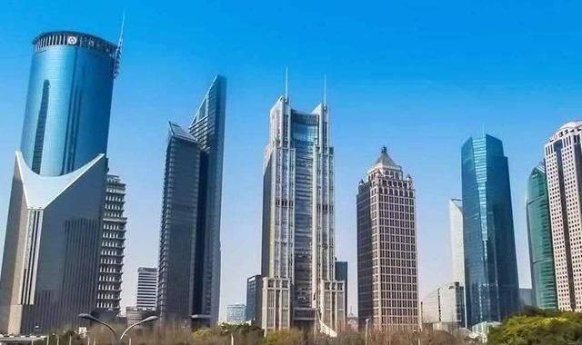 买房|小猪佩奇:猪爸的车坏了,这下麻烦了,谁能来帮帮这倒霉的一家