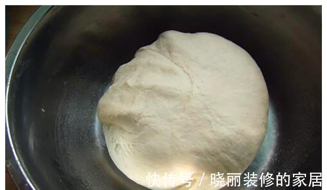 做法|教你在家做葱油饼,不仅酥软可口,做法也很简单,葱多少自己搭配