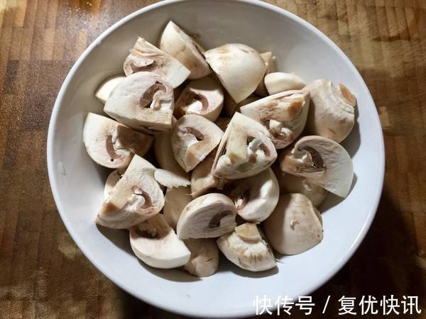 维生素e|女性不愿老太快,多吃3种食物,润泽皮肤、延缓衰老、早吃早好