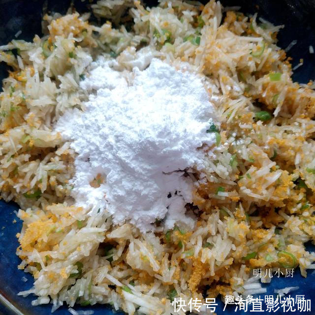萝卜丸子|秋天，多给孩子做这丸子，2块钱做一盆，健脾养胃孩子常吃胃口好