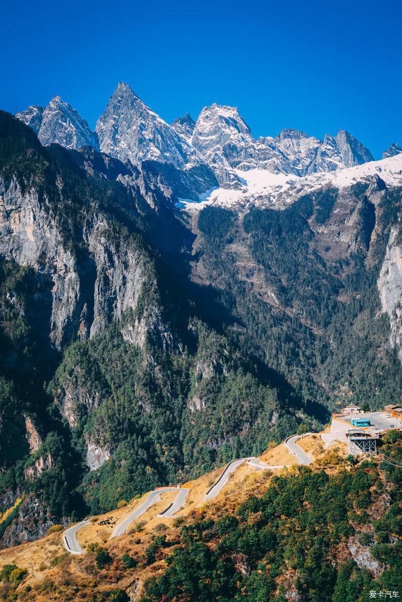 跨越雪山，寻找消失地平线上的巴拉格宗