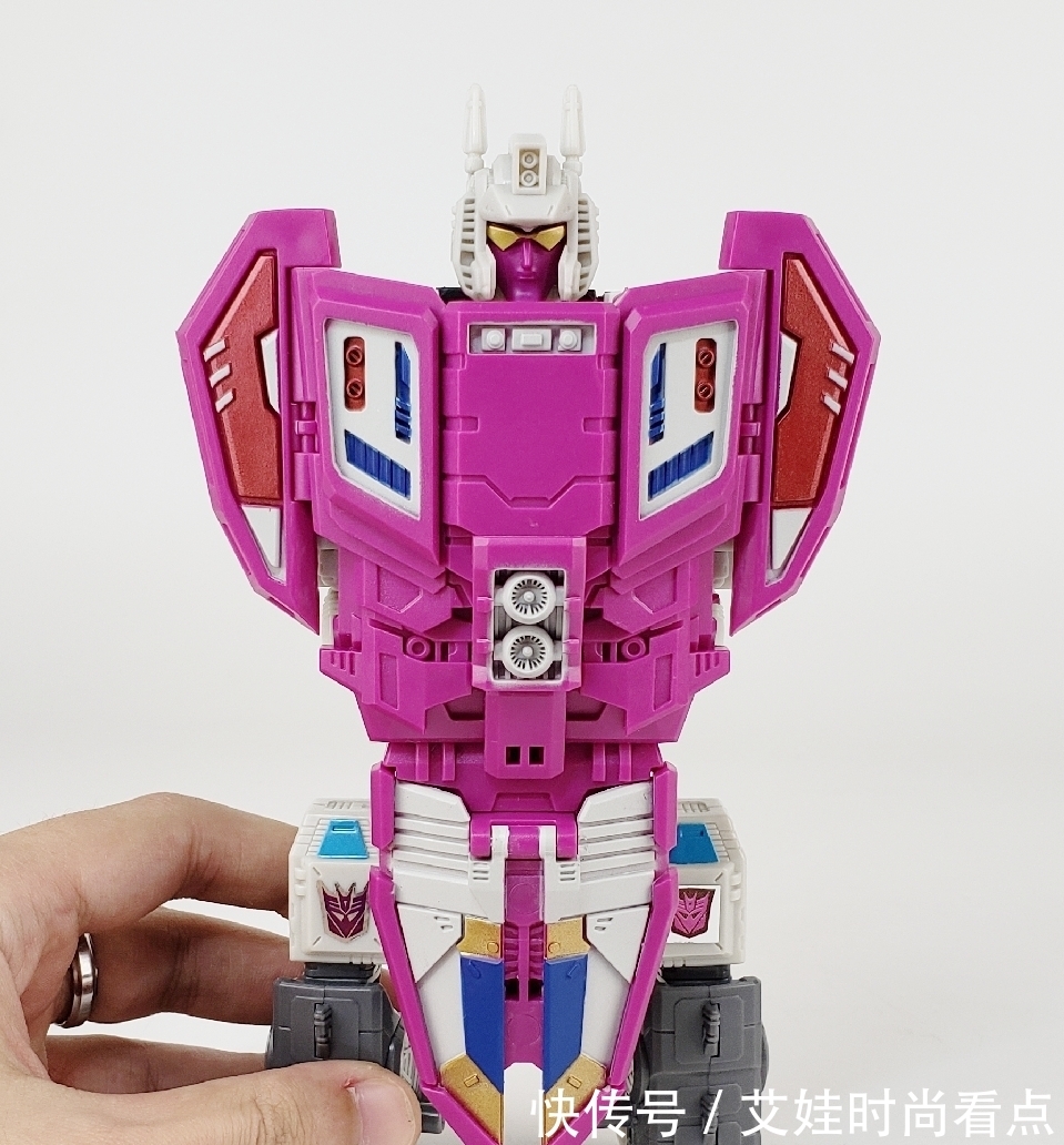 配件|正版变形金刚做得太低幼怎么办？国产厂家一个配件包解决了
